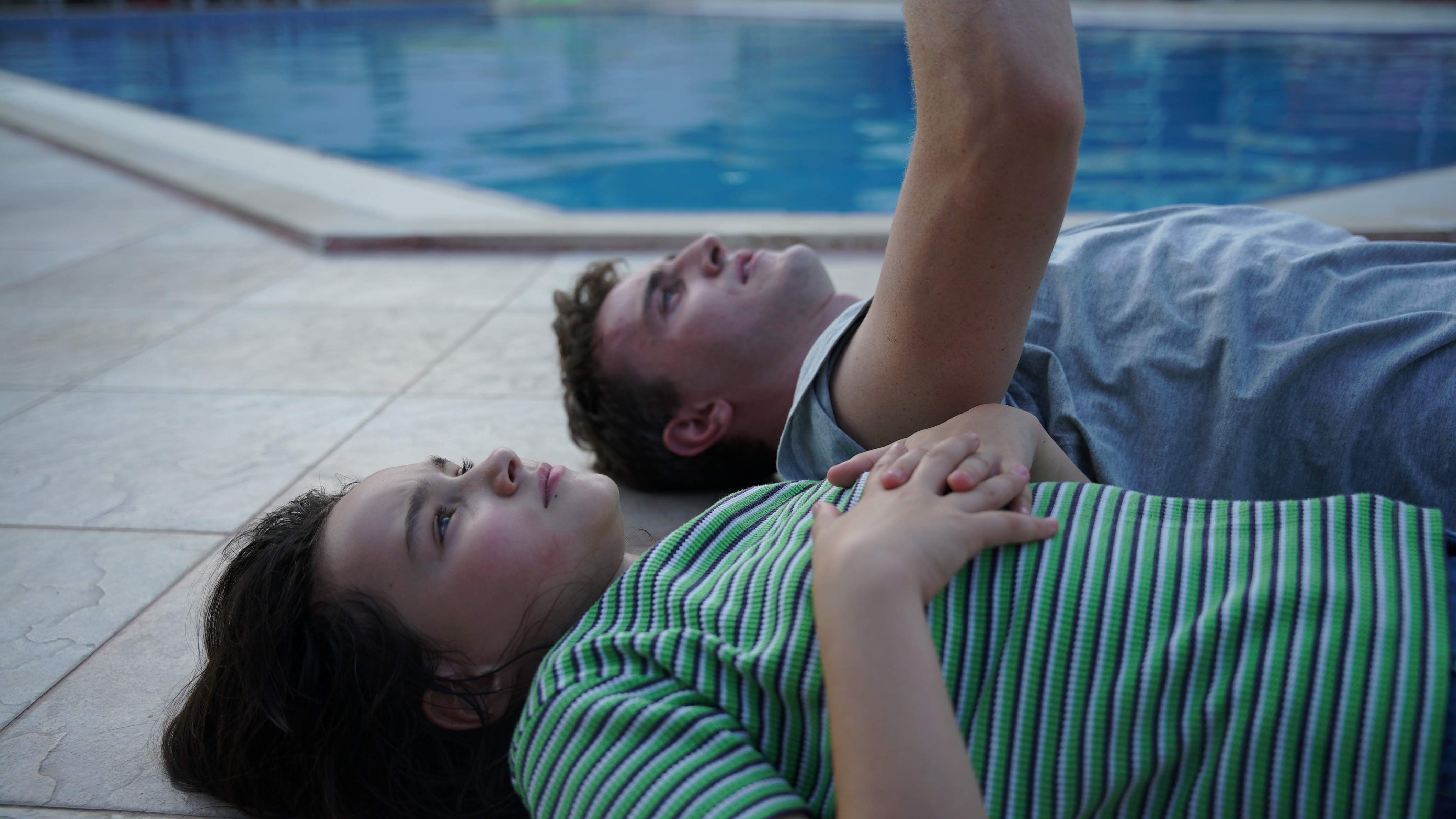 Лучший фильм Пола Мескаля «После солнца» теперь доступен для просмотра на Netflix