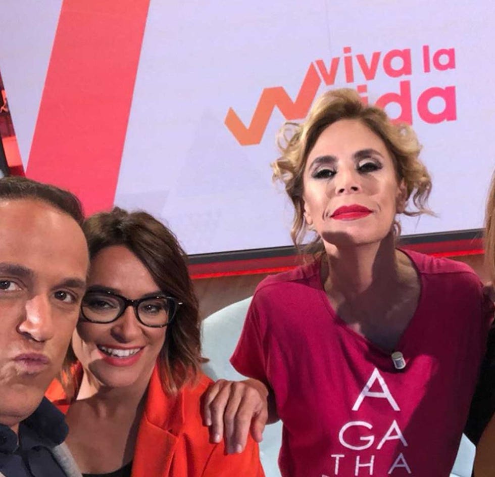 Agatha Ruiz de la Prada Viva la vida
