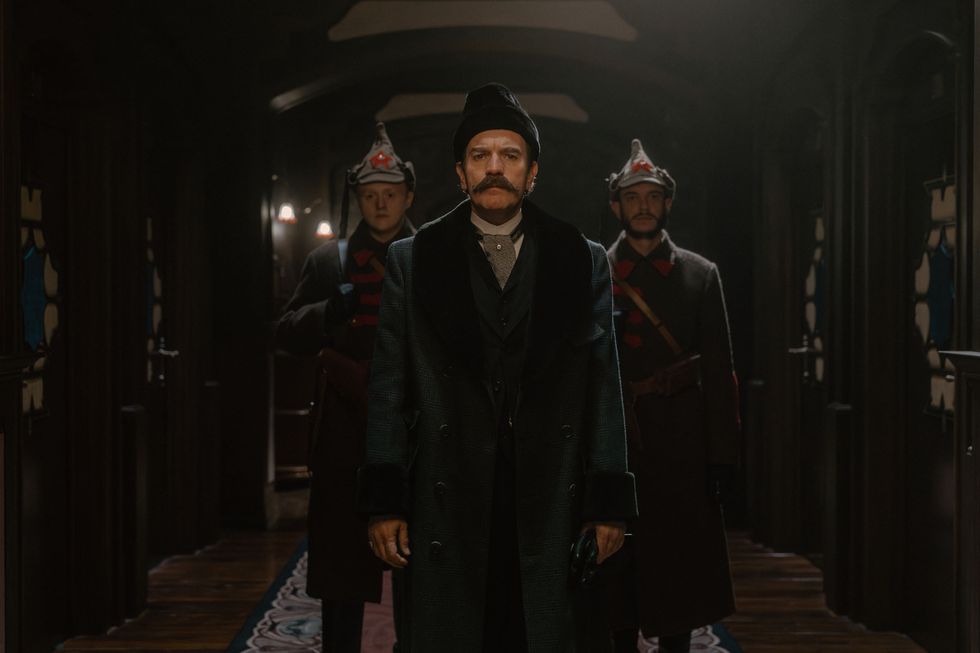 ewan mcgregor as count rostov in a gentleman in moscow episode 1, streaming on paramount 2024 photo credit ben blackallparamount with showtime