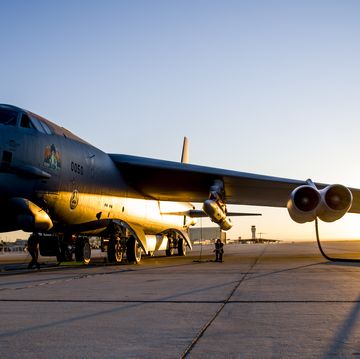 a b 52h stratofortress assigned to the 419th flight test squadron is undergoes pre flight procedures at edwards air force base, california, aug 8 the aircraft conducted a captive carry flight test of the agm 183a air launched rapid response weapon instrumented measurement vehicle 2 at the point mugu sea range off the southern california coast air force photo by giancarlo casem