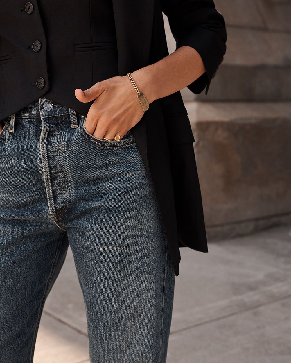 Agolde 90s Jeans Get an Argent Work Makeover for the 2023 Office