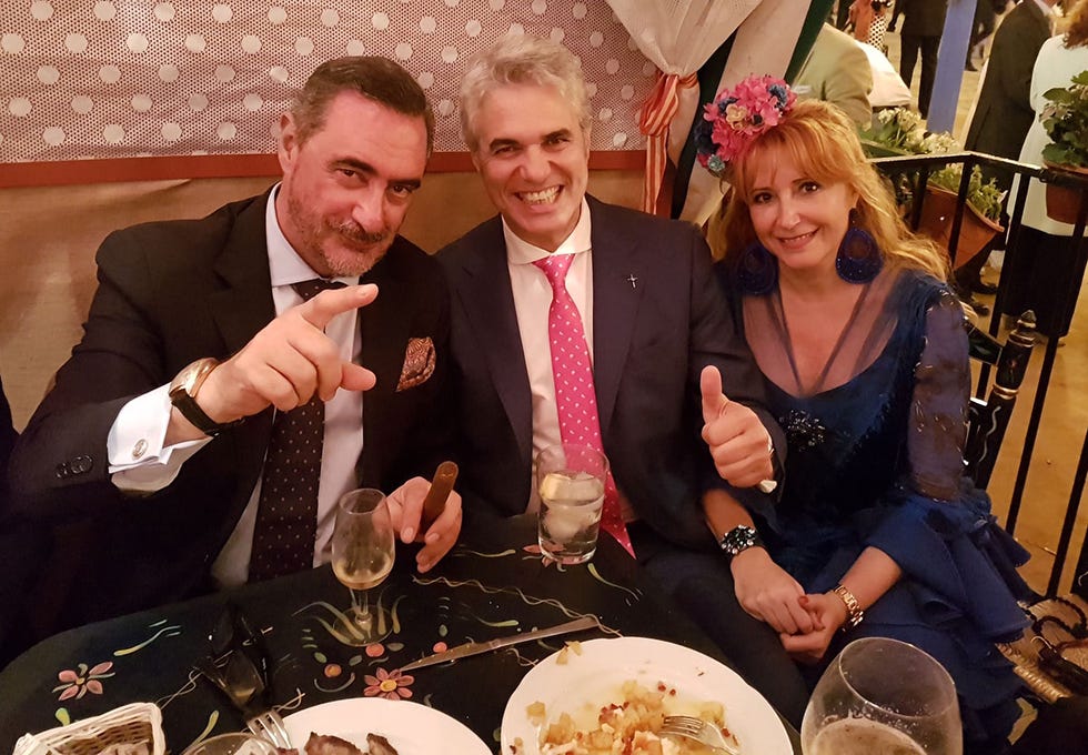 Carlos Herrera Agustín Bravo esposa Susana feria de Abril