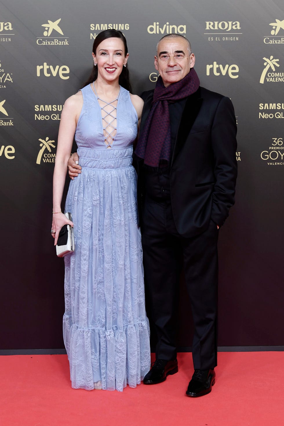 eduard fernández y ainhoa aldanondo en los premios goya 2022