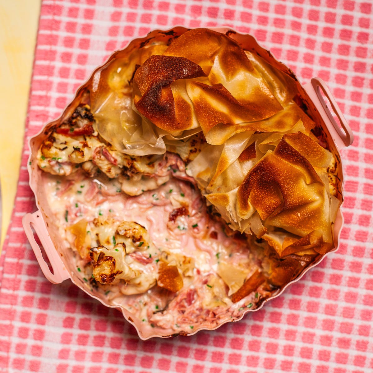 air fryer cauliflower cheese and ham hock pie