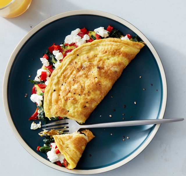 air fryer spinach, red pepper, goat cheese omelet