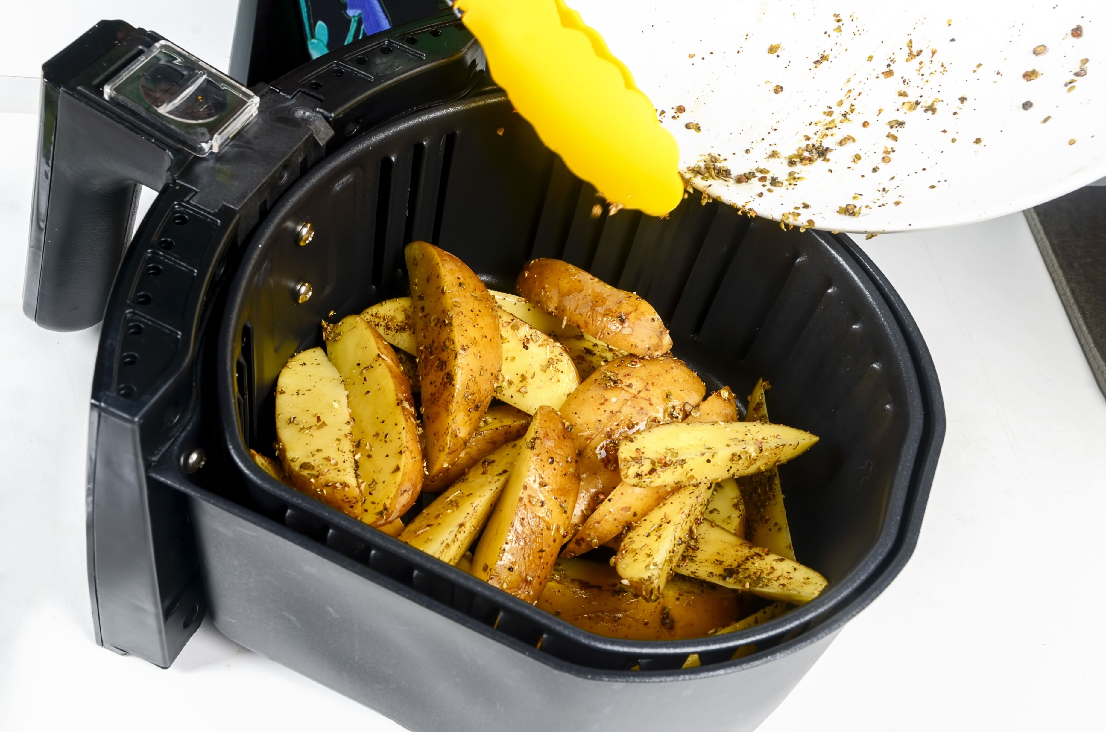 7 Best Air Fryers of 2024, Tested by Cooking Experts
