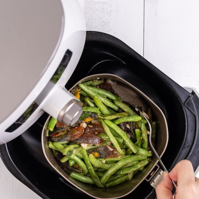 air fryer meal, cooking green bean, pidan dishes cookery with airfryer at home, delicious cuisine in taiwan, asia, asian taiwanese food