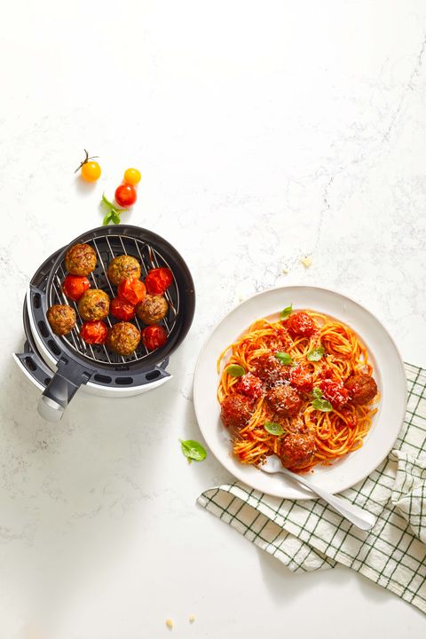 spaghetti and air fryer meatballs