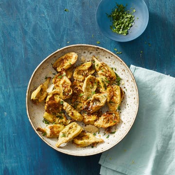 Air Fryer Parmesan-Thyme Artichokes air fryer parmesan thyme artichokes