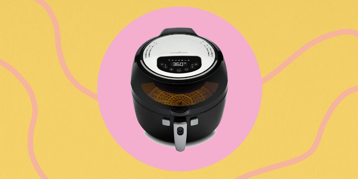 https://hips.hearstapps.com/hmg-prod/images/air-fryer-sale-1545238189.jpg?crop=0.888888888888889xw:1xh;center,top&resize=1200:*