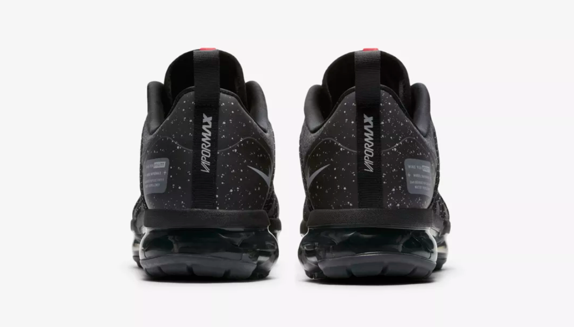 Footwear, Shoe, Black, Outdoor shoe, Sneakers, Sportswear, Athletic shoe, Hiking boot, Nike free, 