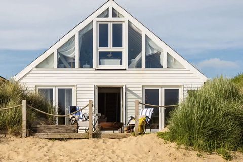 airbnb beach house uk