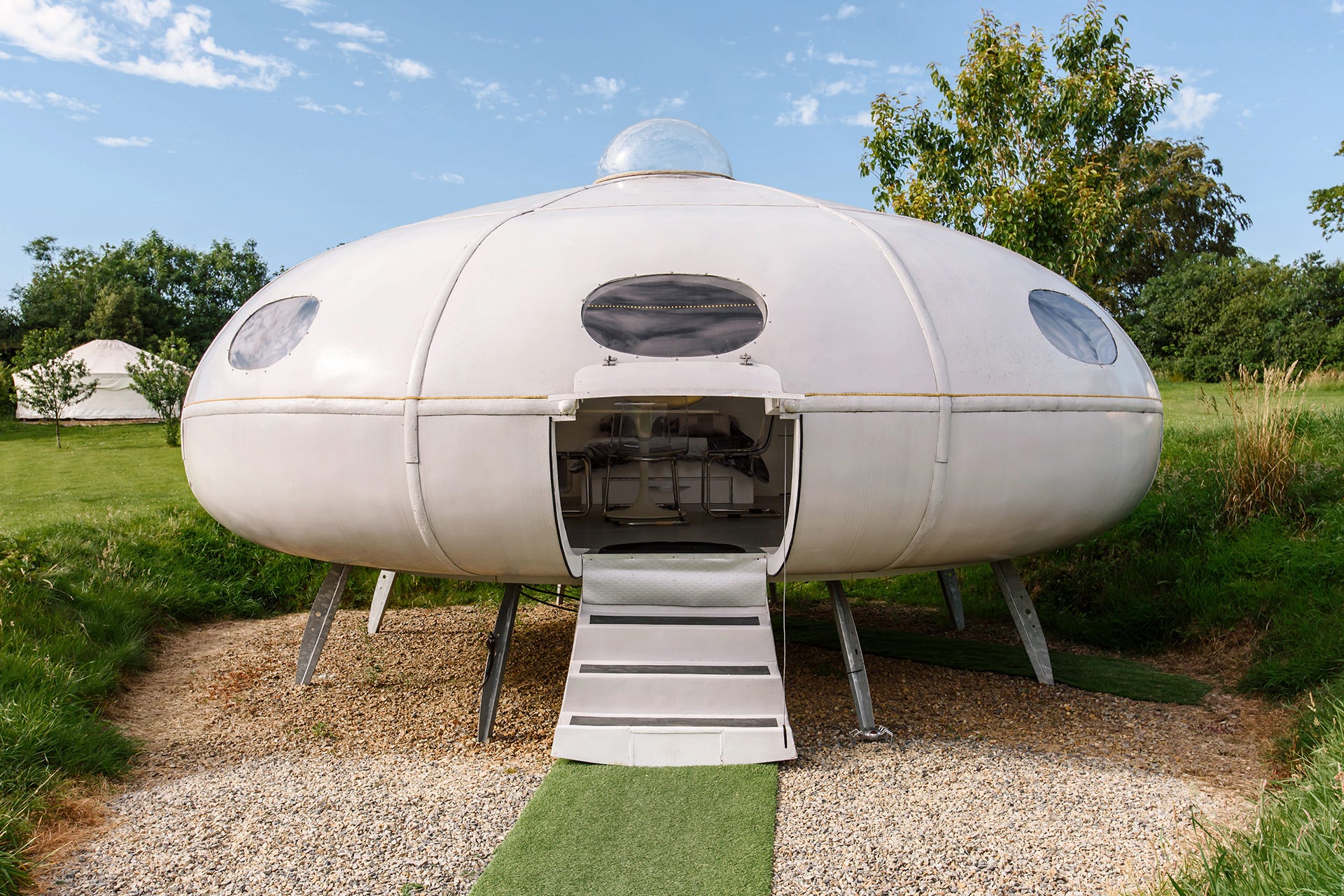 See 25 Crazy Airbnb Designs That Just Won $100,000