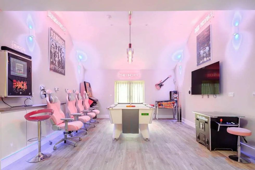 airbnbs with games rooms, tennis, crazy golf and bowling alleys