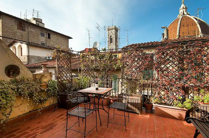 airbnb italy   airbnb florence