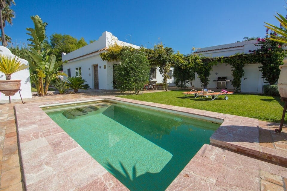 airbnb spain with pool