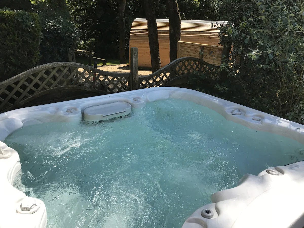 airbnb with hot tub