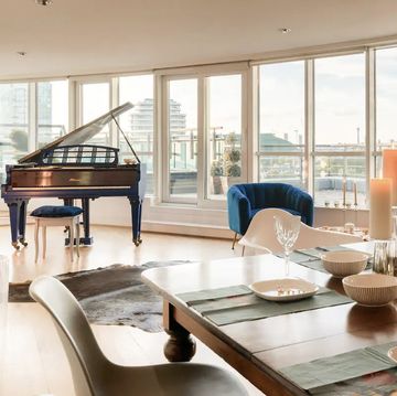airbnb with piano london