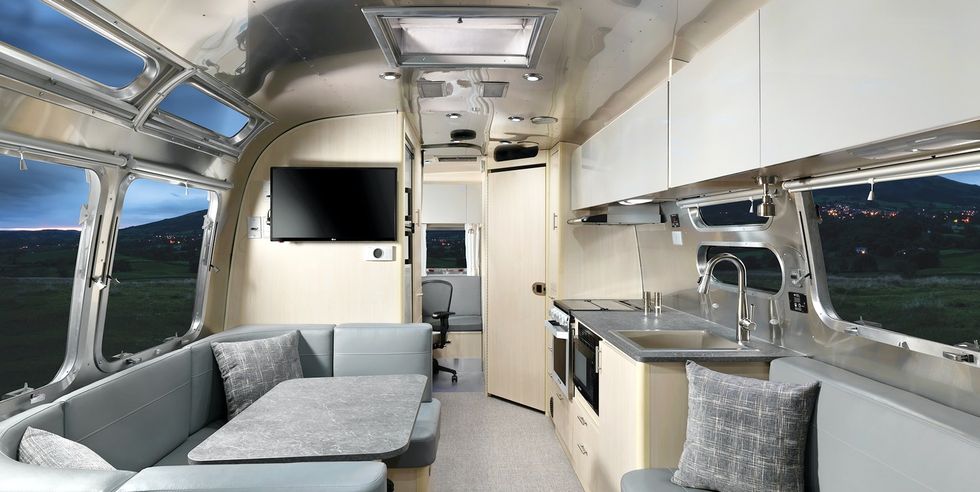 airstream flying cloud 30fb office
