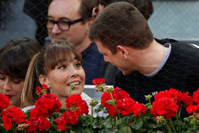 Aitana Ocaña y Miguel Bernardeau