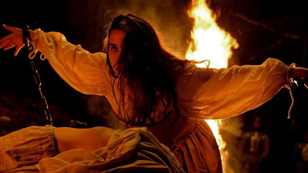 el final de la película akelarre en netflix