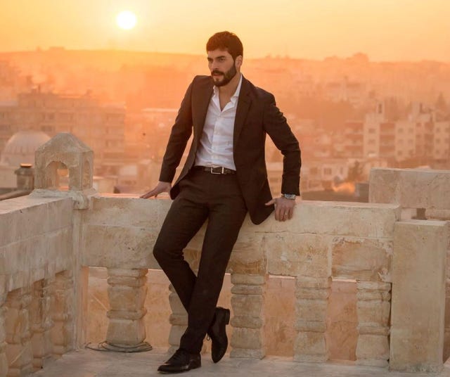 akin akinozu discusión hercai