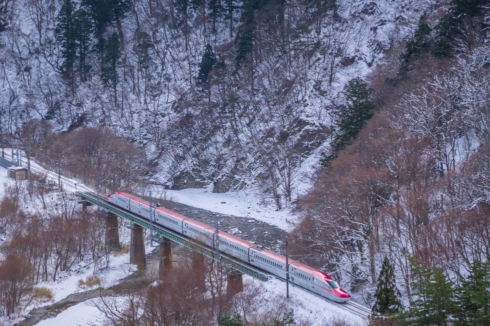 Akita Shinkansen