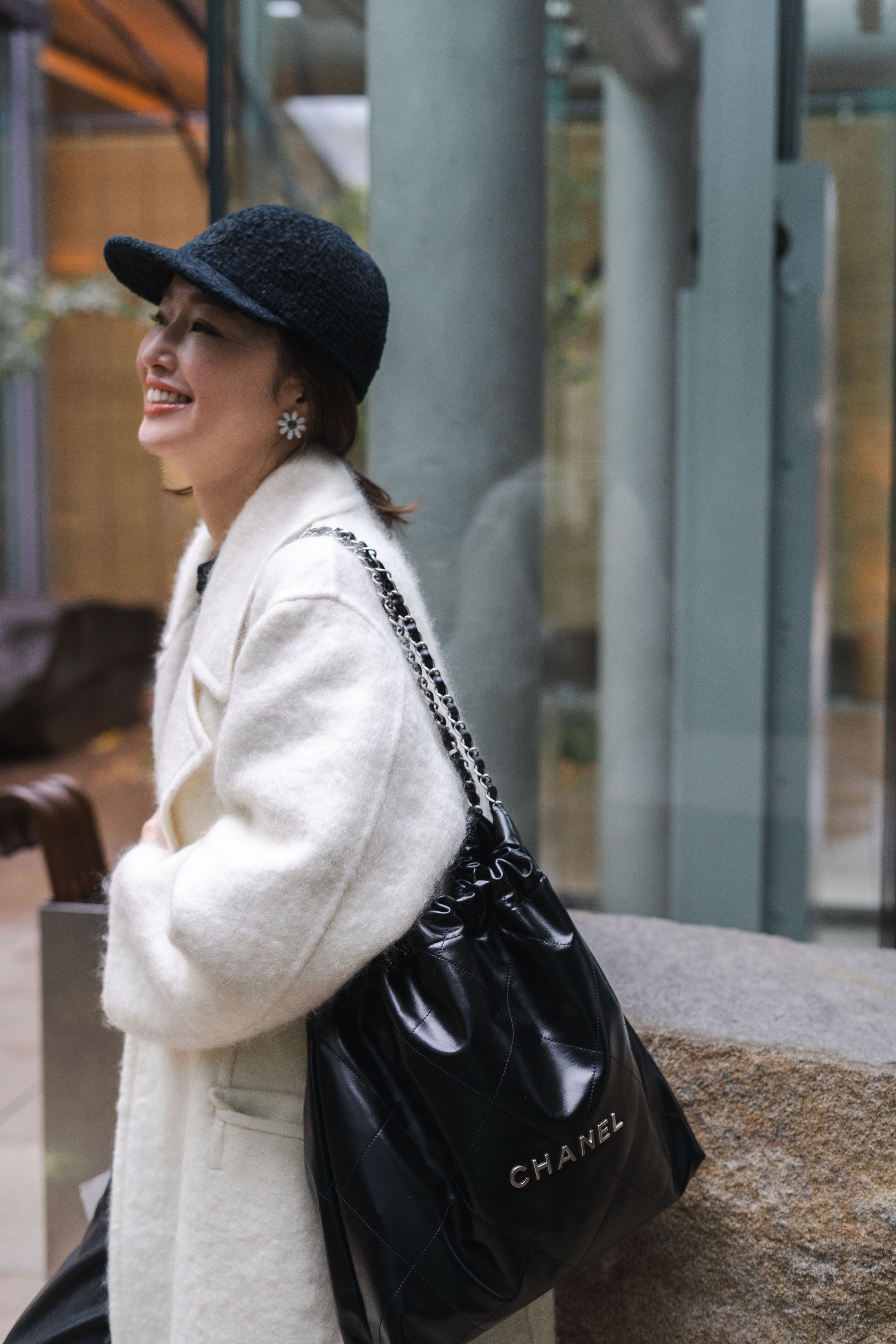 秋冬コーデの主役にモード系♡【CHANEL】ハット 黒ときどき白で作る、ハンサムシックな冬コーデ【翁 安芸さんの