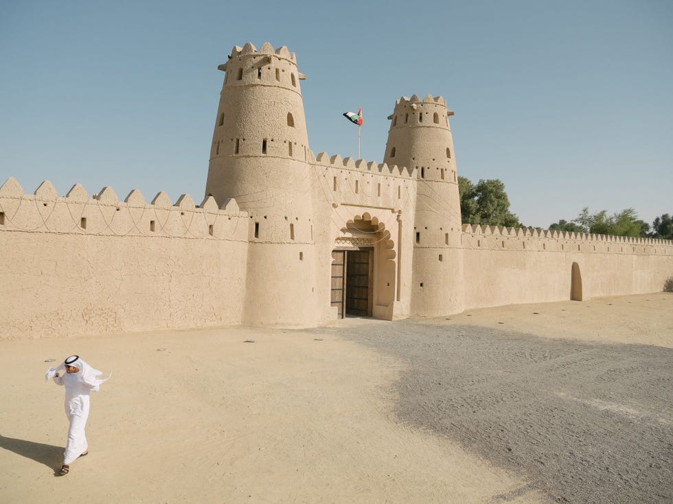 Het fort Al Jahili is een van de oudste gebouwen in de VAE Het werd in 1891 opgericht om de stad en de kostbare palmen te beschermen