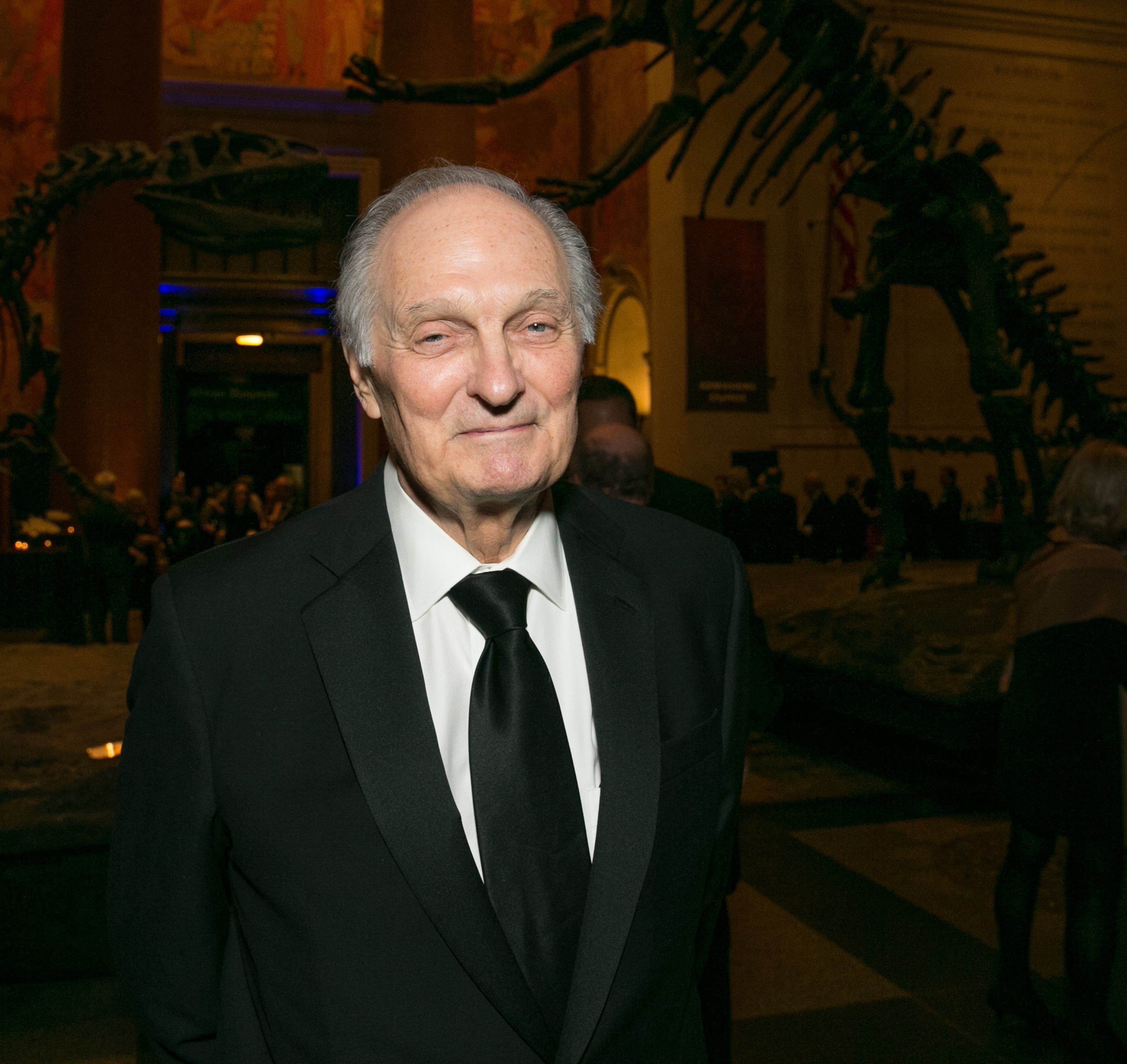 This Was the First Sign of Parkinson's Alan Alda Noticed