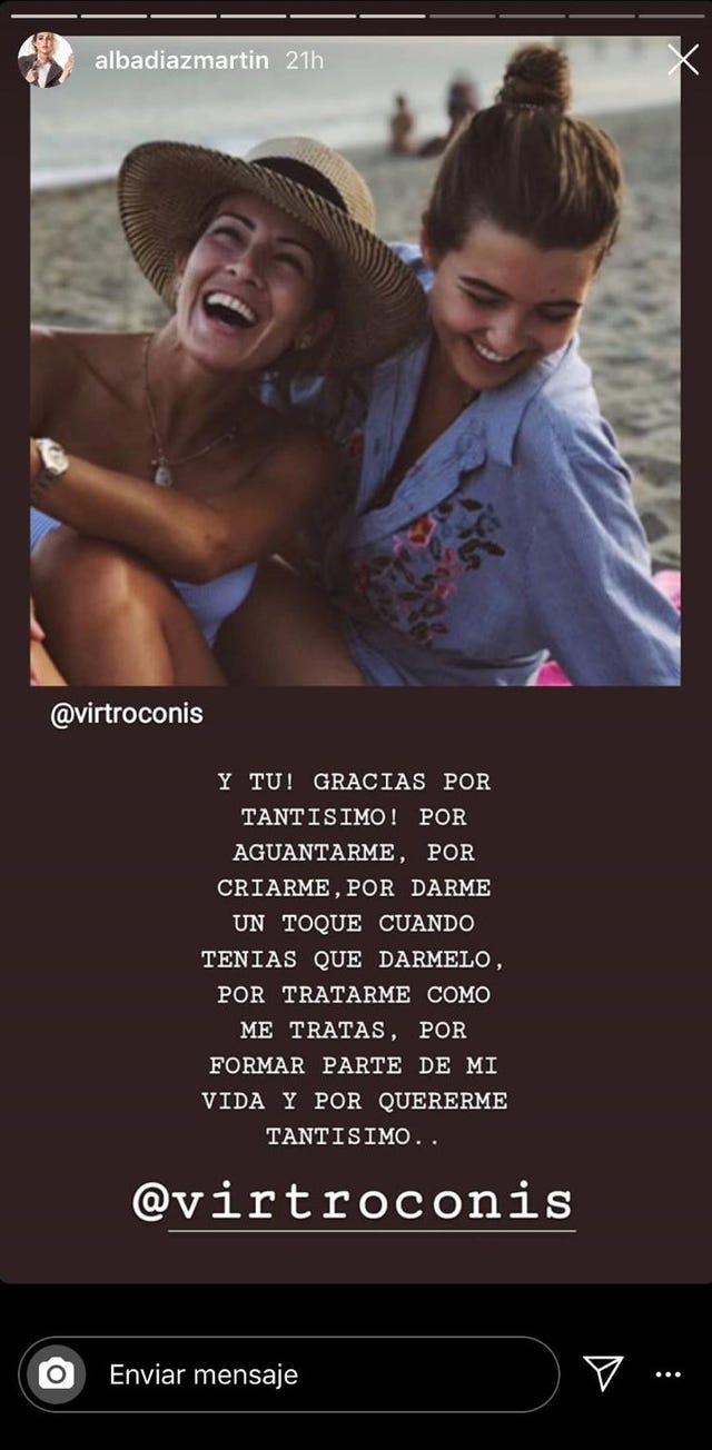 Alba Díaz despedida Virginia Troconis antes de ir a París