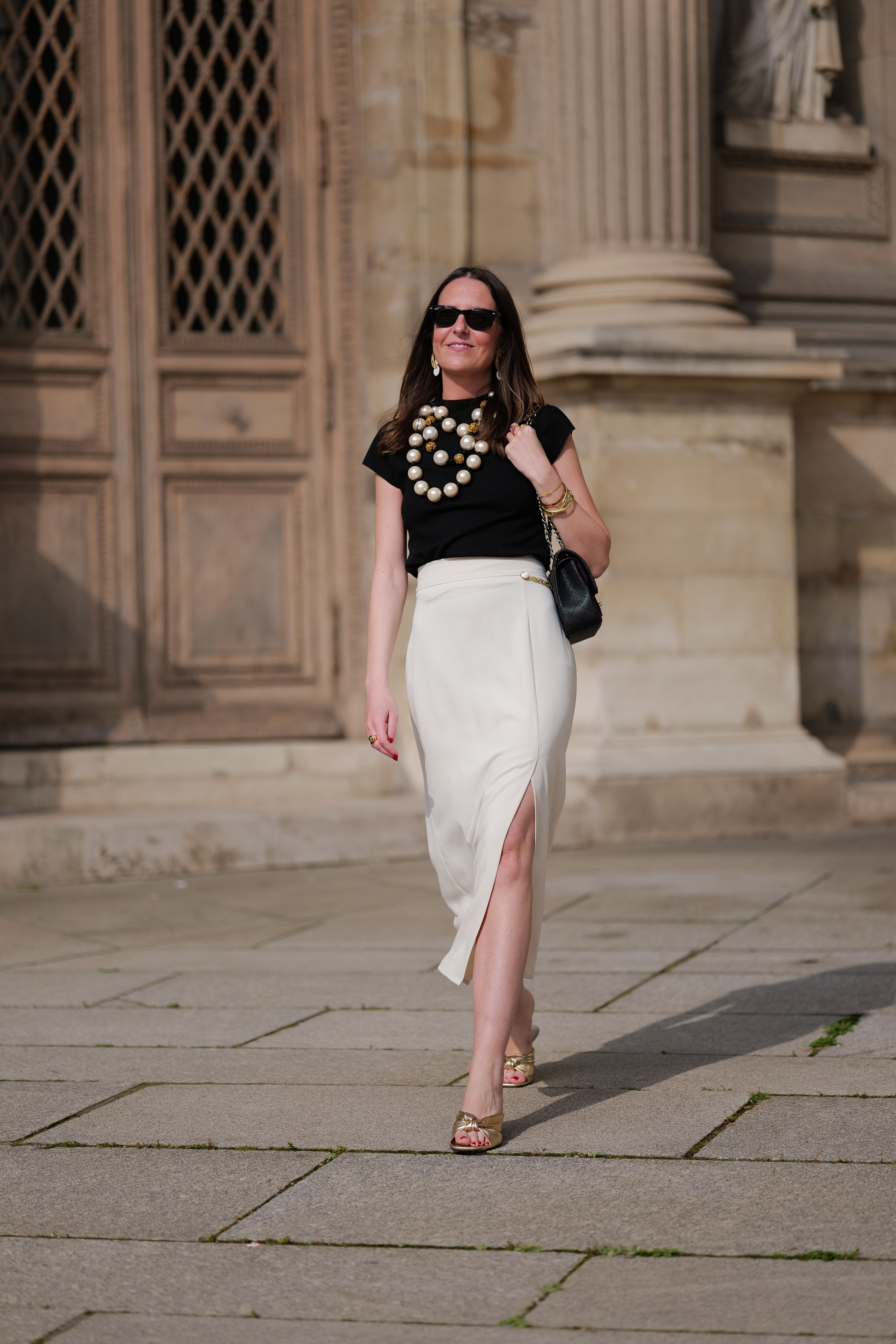 Falda blanca larga: así se lleva la prenda que las editoras de moda adoran  este verano