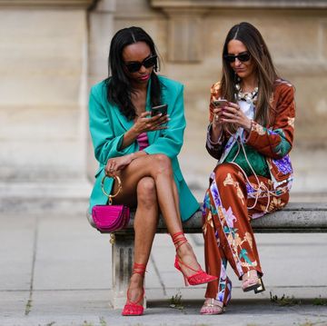 fashion photo session in paris april 2022