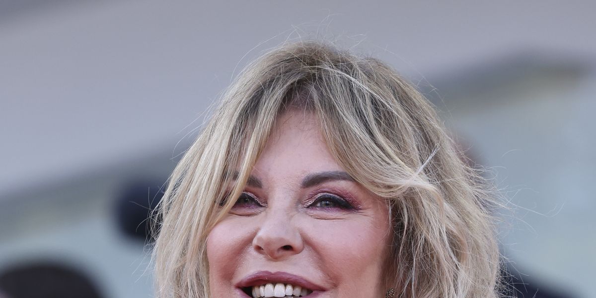 Alba Parietti, 64 anni e un corpo da urlo: i segreti di una forma smagliante che sfida il tempo (e fa invidia a molte!)