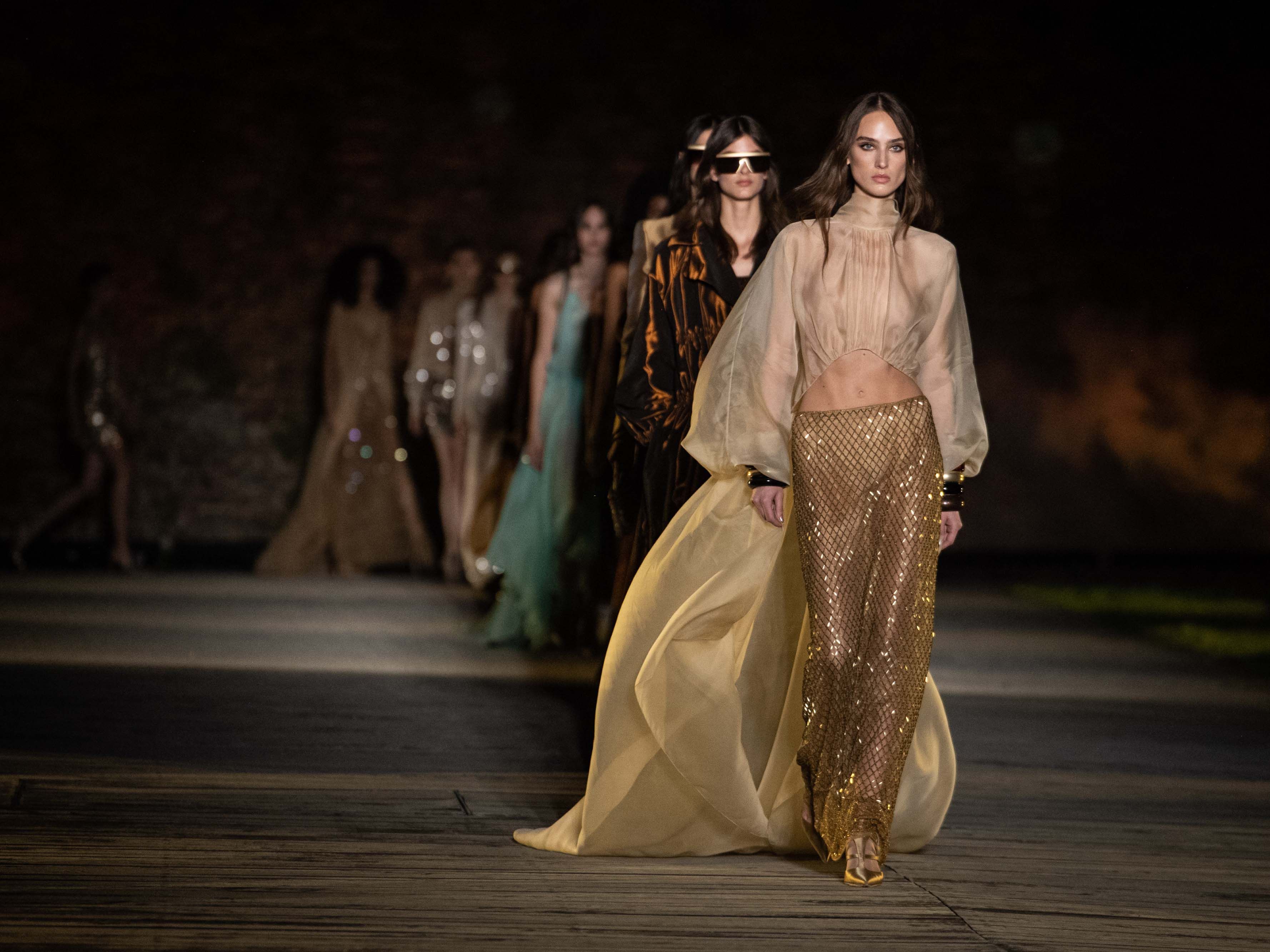 Alberta Ferretti Writes A Love Letter To Rimini For Cruise 2024   Alberta Ferretti Cruise 2024 8 6475ff19ae63f 