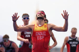 alberto gonzalez triatlon paris 2024