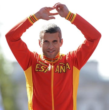 El atleta asturiano Alberto Suárez, en una foto de archivo, con un 10% de visión, no pudo subir al podium de los Juegos Paralímpicos de Tokio, como sí hizo en Londres y Río de Janeiro, al finalizar quinto el maratón de la ciudad nipona. el atleta asturiano alberto suárez, en una foto de archivo, con un 10 de visión, no pudo subir al podium de los juegos paralímpicos de tokio, como sí hizo en londres y río de janeiro, al finalizar quinto el maratón de la ciudad nipona