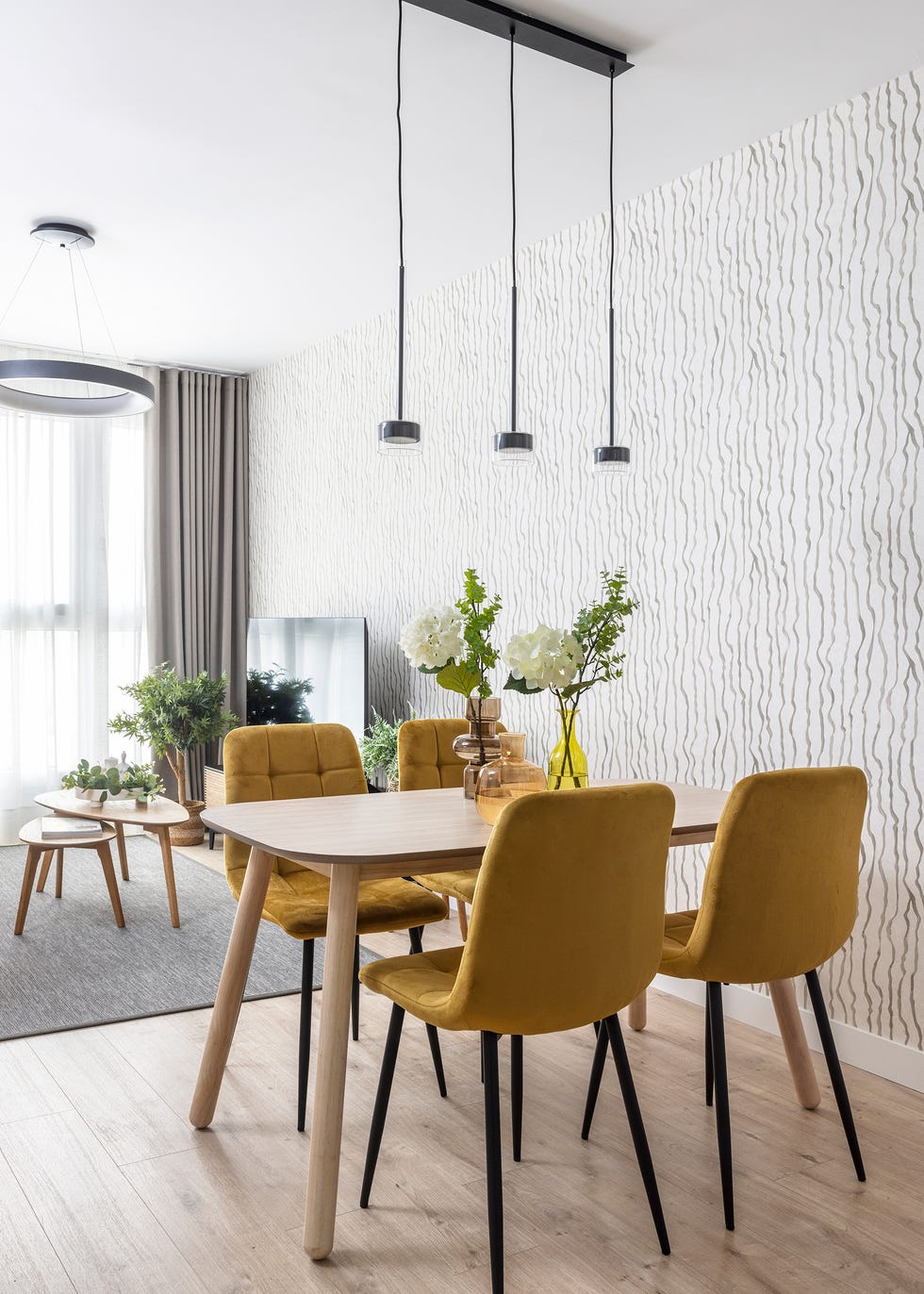 sillas de comedor mostaza