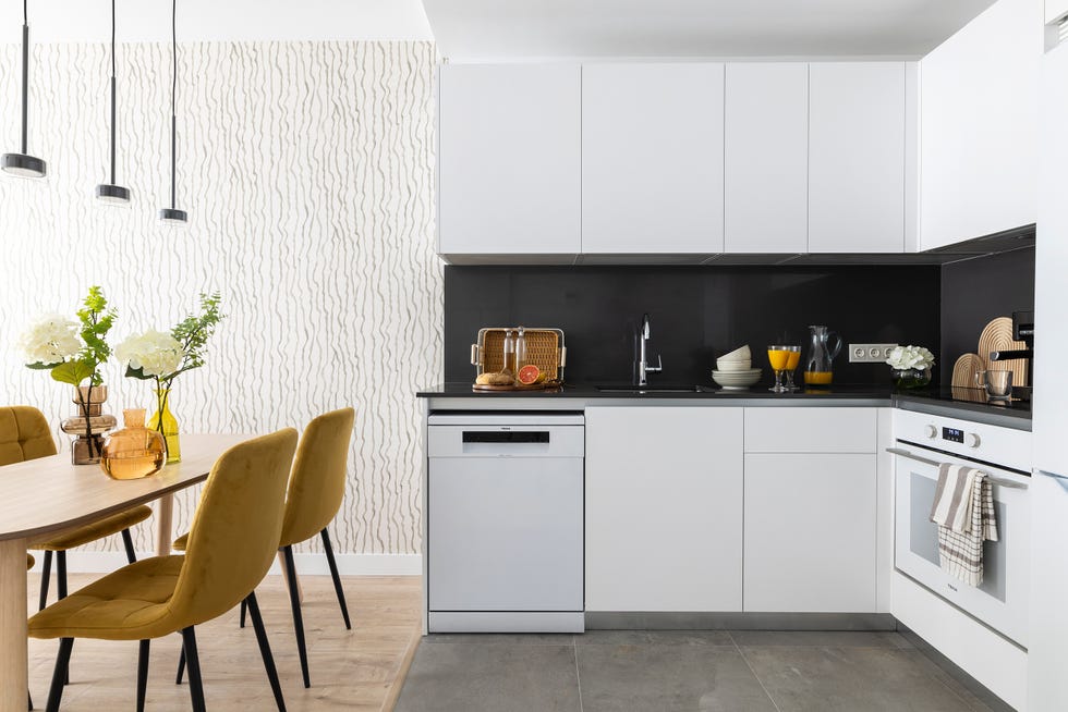 cocina blanca en l con office