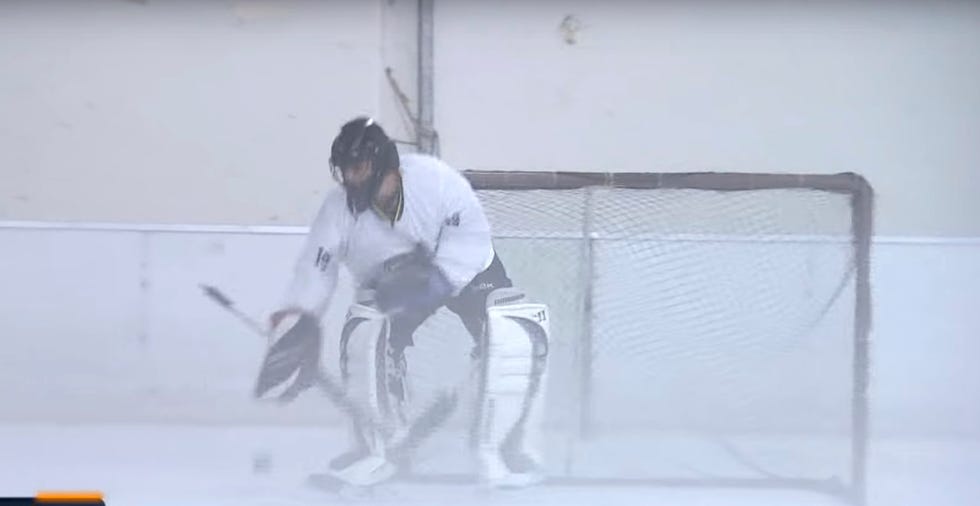 Burak Deniz hockey