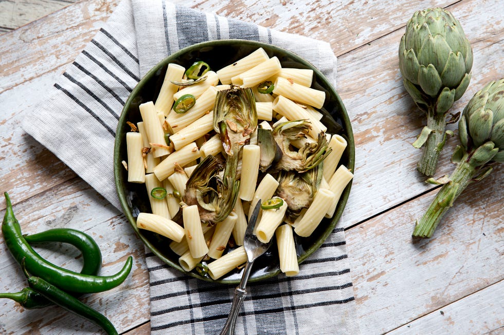 cómo hacer alcachofas con pasta