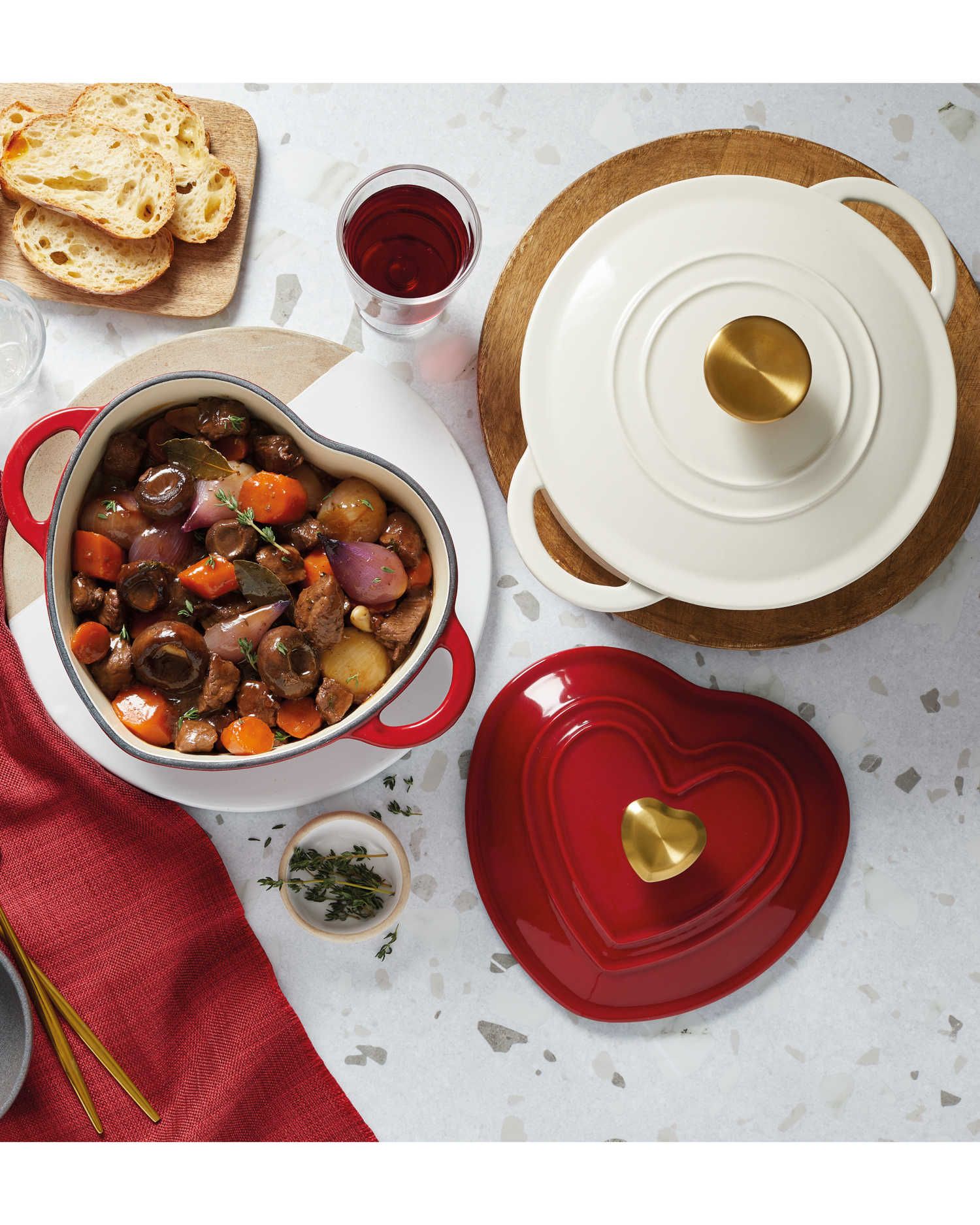 https://hips.hearstapps.com/hmg-prod/images/aldi-heart-shaped-casserole-dish-1643974698.jpeg