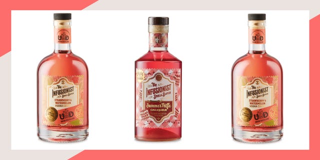 Liqueur, Drink, Bottle, Alcoholic beverage, Distilled beverage, Glass bottle, Alcohol, Rosolio, Ingredient, 