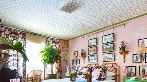 preview for Every Wall in This Palm Beach Apartment Was Handpainted Default