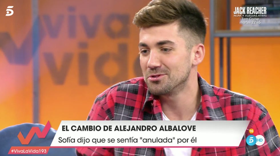 Alejandro Albalá, Alejandro Albalá habla de su actual situación sentimental, Sofía Suescun, Alejandro Albalá: "Chabelita fue una obsesión malísima", Alejandro Albalá: "No puedo decir que no voy a volver con Sofía", Alejandro Albalá: "Chabelita fue una obsesión malísima"