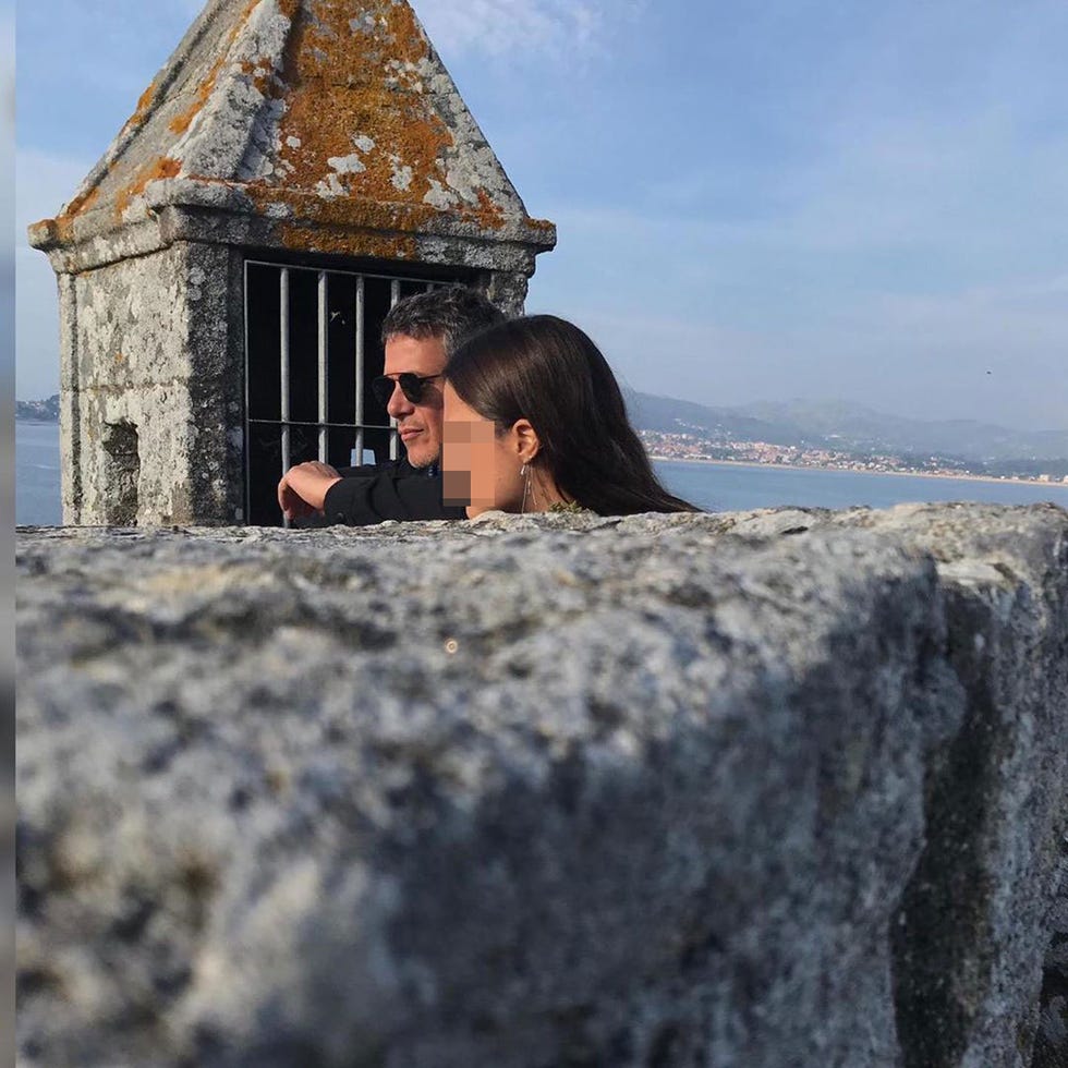 Alejandro Sanz y su hija Manuela en Galicia