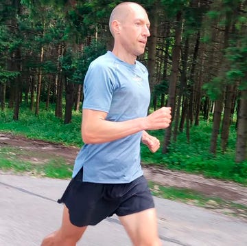 El ultrarunner Aleksandr Sorokin el ultrarunner aleksandr sorokin