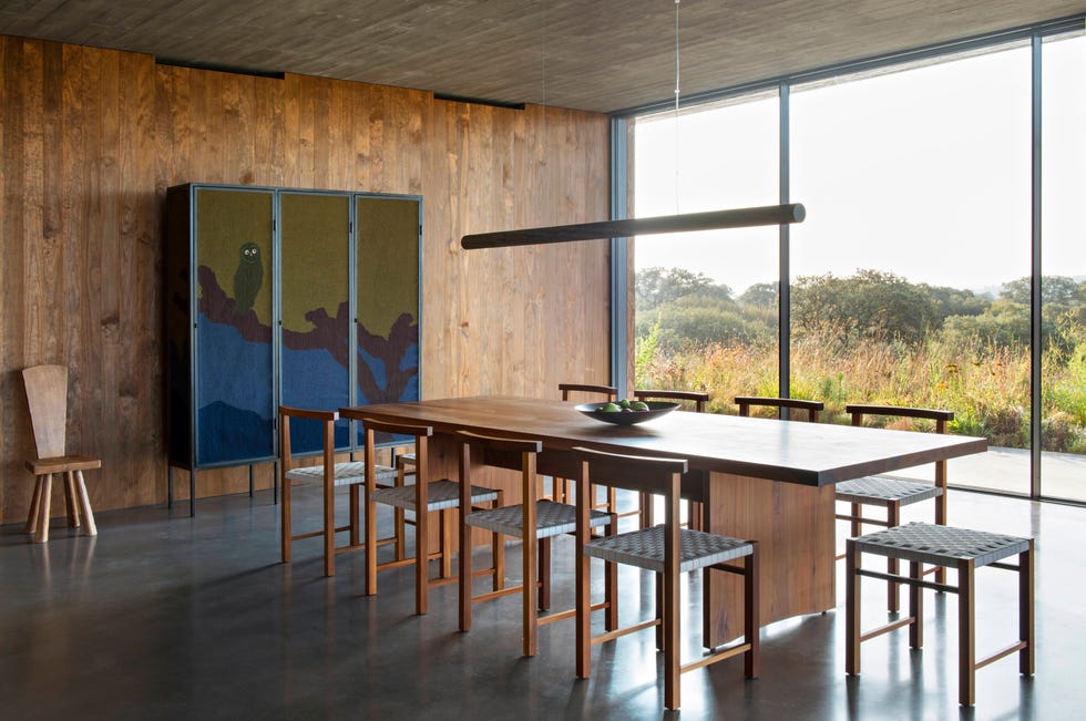 alentejo portugal house by gocalo bonniz dining room