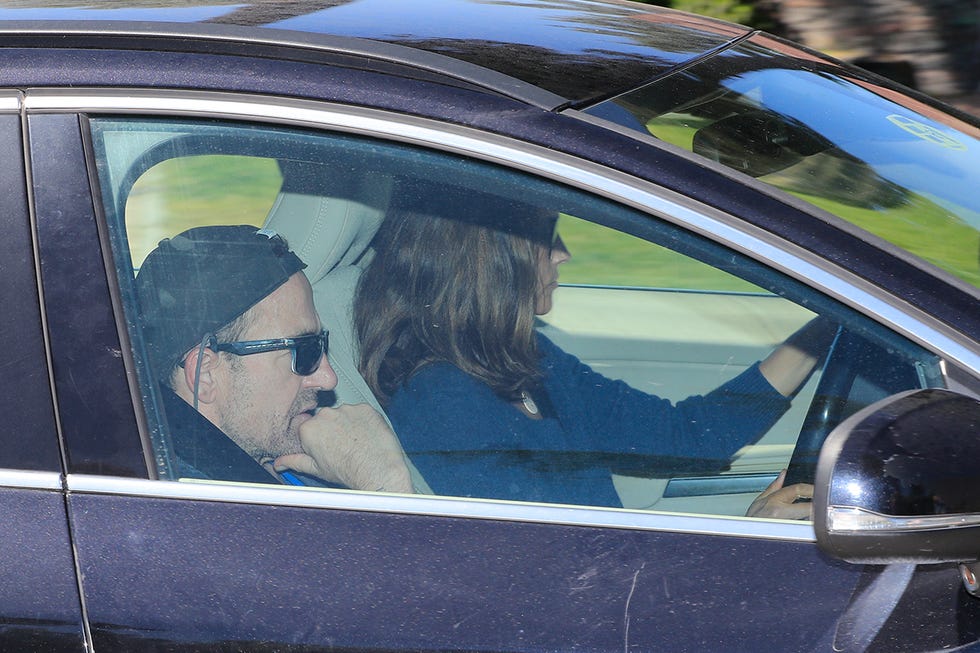 alessandro lequio y maría palacios llegando a casa de ana obregón en madrid