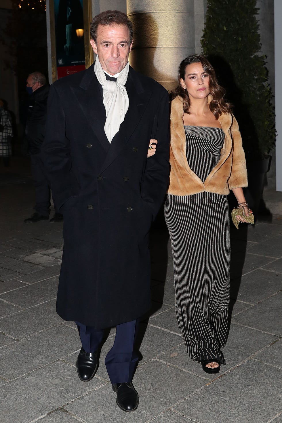 todos los looks de la fiesta möet en madrid, con el primer posado de victoria federica y su novio